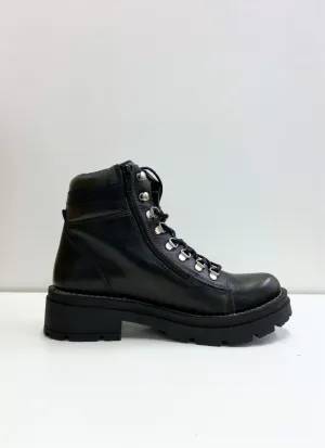 6079 Century Leather Boots