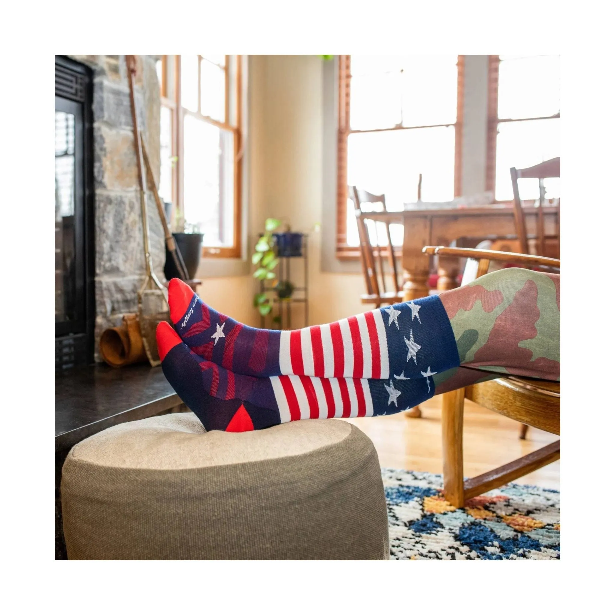 Darn Tough Vermont Men's Captain Stripe Over The Calf Midweight Ski and Snowboard Sock - Stars and Stripes