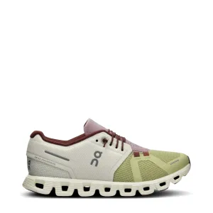 On Women's Cloud 5 Sneaker in Ice/Haze