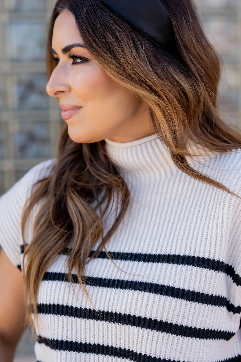 Striped Bottom Mock Neck Sleeveless Sweater